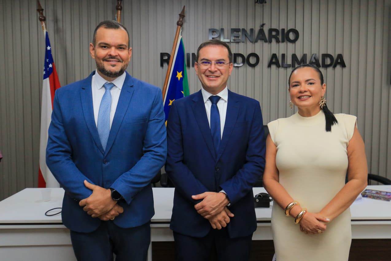 Vereador Azamor Pessoa participa da abertura do ano legislativo e reforça união entre os Poderes Legislativo e Executivo em Parintins