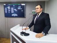 Vereador Azamor Pessoa propõe Ensino em Tempo Integral na Escola Municipal São Pedro, em Parintins