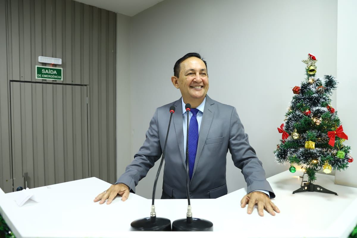 Vereador Babá Tupinambá celebra conquista de placas solares para comunidades rurais de Parintins