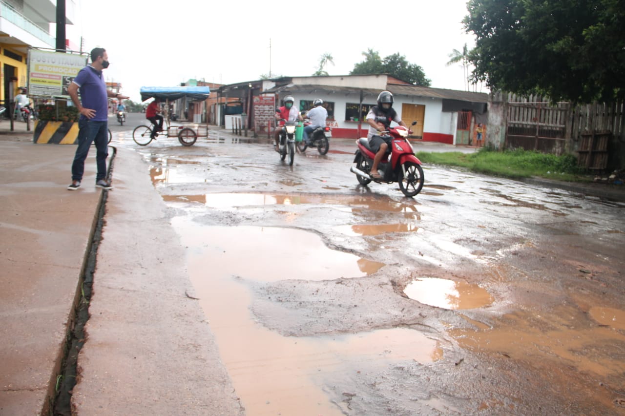 Vereador Babá Tupinambá requer pavimentação da rua III do bairro Paulo Corrêa