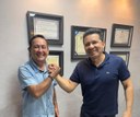 Vereador Babá Tupinambá se reúne com Deputado Estadual Delegado Péricles para fortalecer ações em prol de Parintins Vereador Babá Tupinambá se reúne com Deputado Estadual Delegado Péricles para fortalecer ações em prol de Parintins