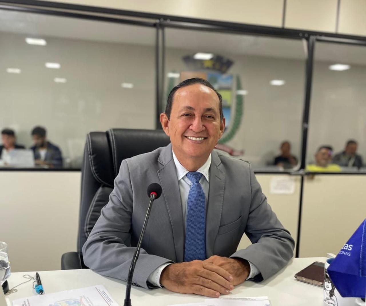 Vereador Babá Tupinambá solicita implantação do Ensino Médio Tecnológico na Escola São Francisco de Assis, comunidade Varre Vento
