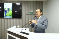 Vereador Babá Tupinambá solicita informação do Município referente ao não pagamento do piso salarial de enfermagem de alguns profissionais da área da saúde