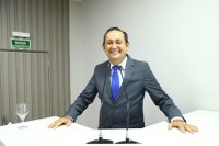 Vereador Babá Tupinambá solicita manutenção e/ou instalação de bueiros e o nivelamento das ruas, para evitar transtornos devido às fortes chuvas