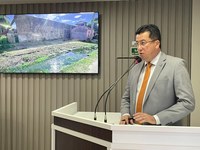 Vereador Fábio Cardoso propõe melhorias na segurança do presídio de Parintins