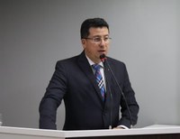 Vereador Fábio Cardoso propõe reforma e ampliação da Escola Aldair Kimura Seixas