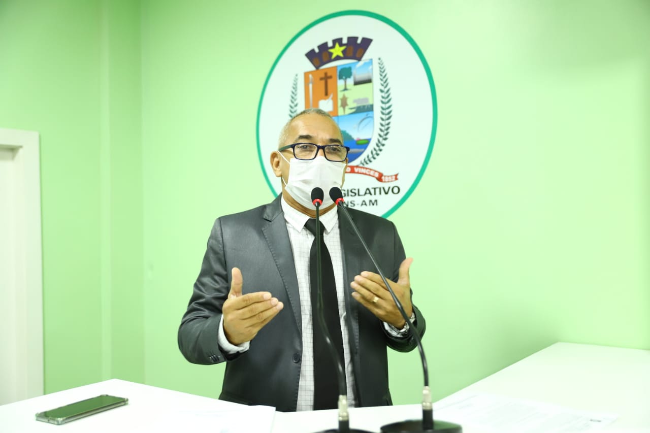 Vereador Fernando indica elevação da Rodovia Odovaldo Novo e confere a Medalha Raimundo Almada a Codó