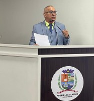 Vereador Fernando Menezes realiza indicação solicitando a reposição das luminárias e a aquisição de uma caixa d'água para a comunidade Monte Sinai, na região do Jará