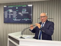 Vereador Fernando Menezes solicita melhoria no Ramal Nair Carvalho, na comunidade do Aninga