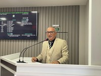 Vereador Fernando Menezes solicita melhorias para o bairro Tonzinho Saunier