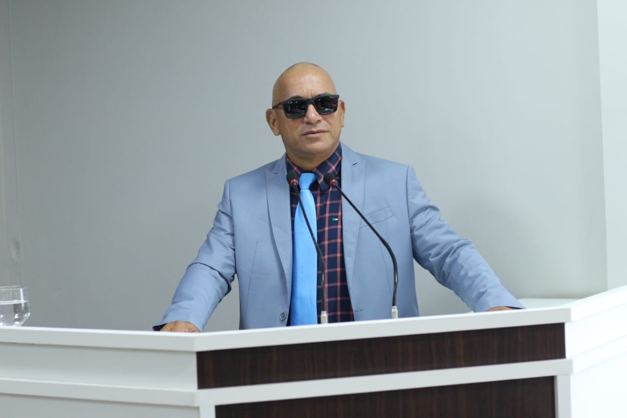 Vereador Fernando propõe implantação do Programa Água no Jirau e instalação de reservatório na Comunidade Santa Maria do Parintinszinho