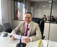 Vereador Flávio Farias solicita apoio do Governo do Estado para assistência às comunidades ribeirinhas de Parintins