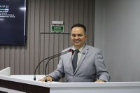 Vereador Flávio Farias solicita construção de ginásio poliesportivo na zona rural de Parintins