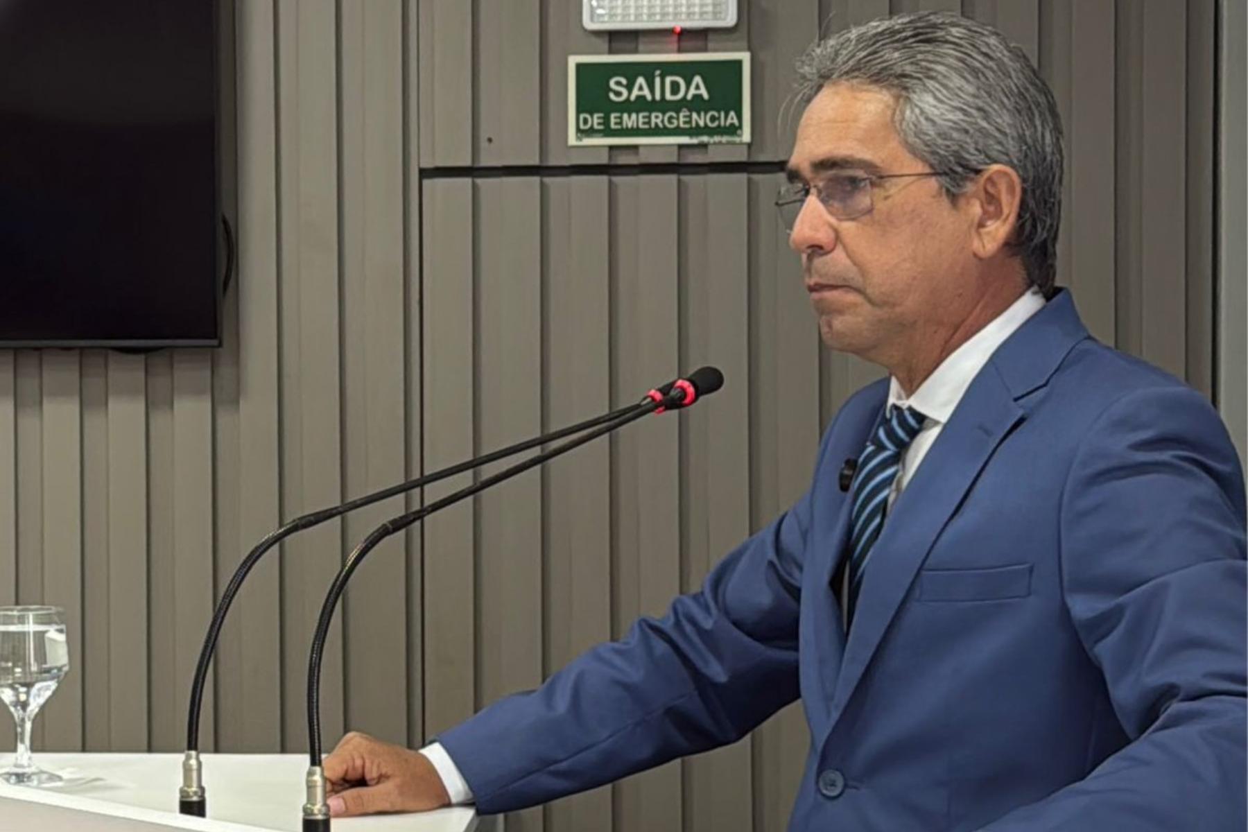 Vereador Julvan Medeiros atende pedido da comunidade Santo Antônio do Panauaru e solicita ambulancha para emergências