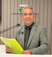 Vereador Julvan Medeiros destaca em tribuna sucesso do lançamento do Festival Folclórico de Parintins e melhorias no aeroporto