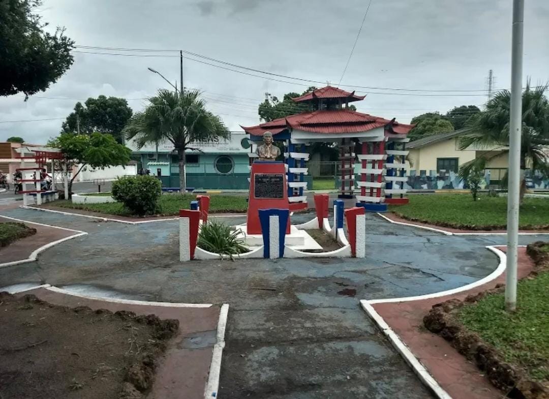 Vereador Julvan Medeiros leva à tribuna demanda Crucial por Revitalização da Praça Tsukasa Uetyzuka em Parintins