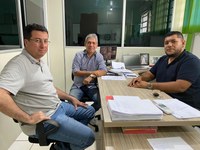 Vereador Julvan Medeiros realiza visitas a Órgãos Públicos para fortalecer a Transparência e a Participação Cidadã   