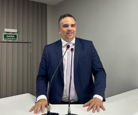 Vereador Marcus Cursino solicita implantação e revitalização da sinalização horizontal em Parintins