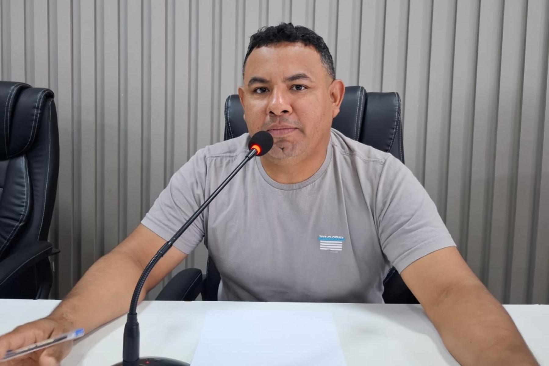 Vereador Naldo Lima destaca importância da oferta de balsas permanentes na Rampa do Mercado Central e no Caçapava