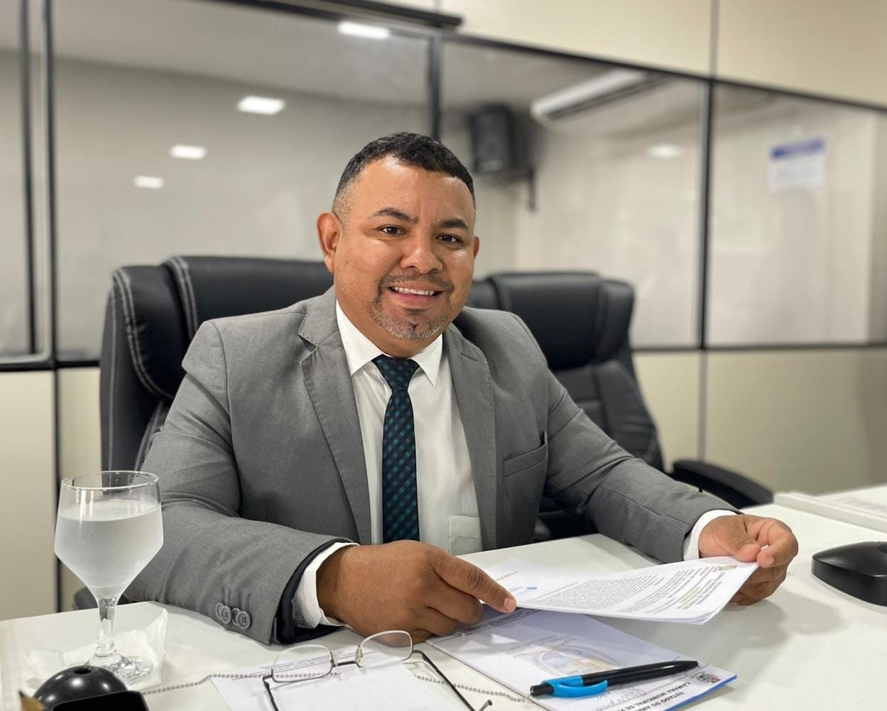 Vereador Naldo Lima propõe implementação de moto-resgate para agilizar missão de socorro, em Parintins