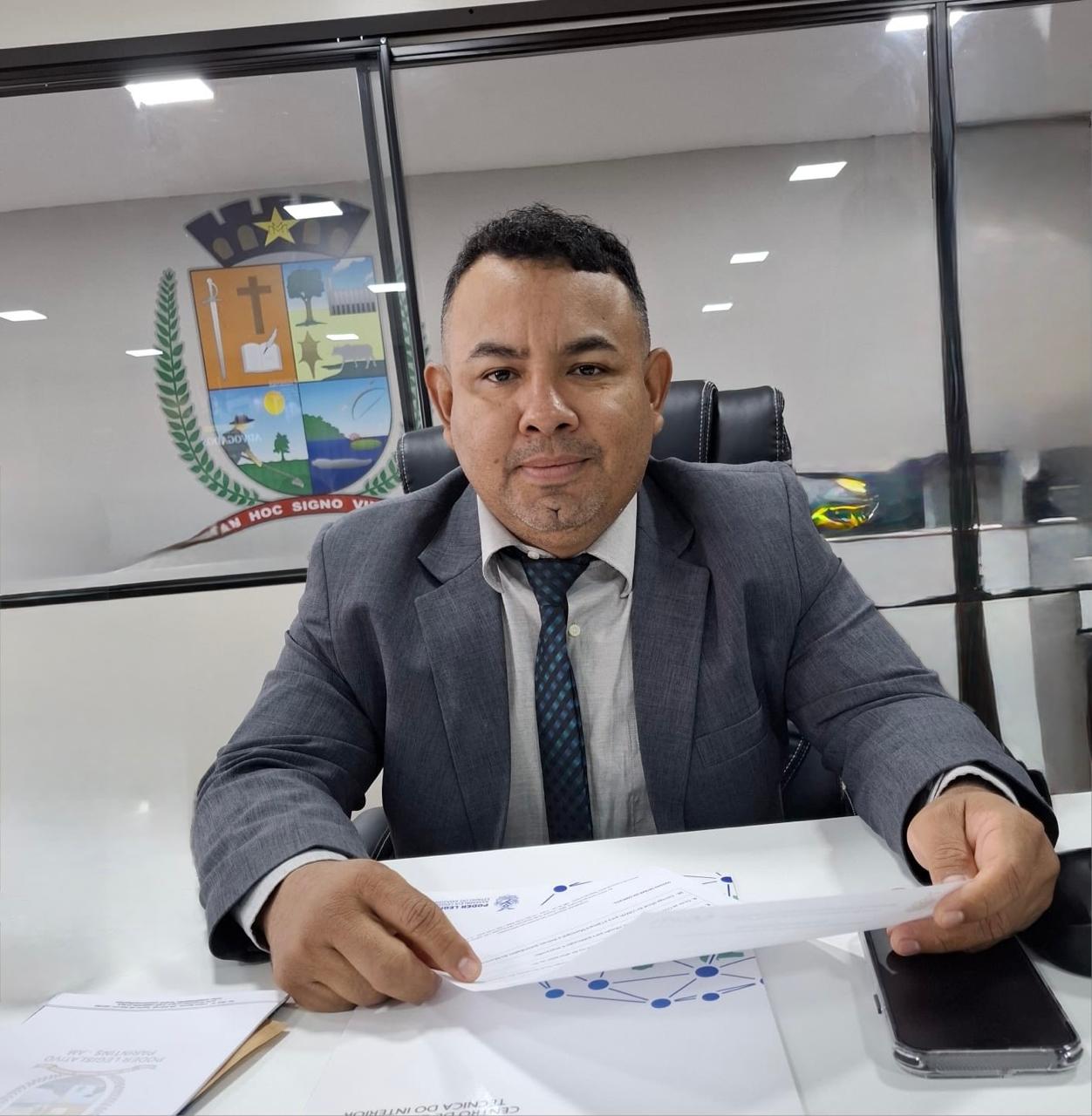 Vereador Naldo Lima propõe realização de palestras de conscientização sobre DST, nas escolas em Parintins