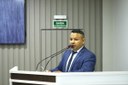 Vereador Naldo Lima reitera pedido de construção de escada com corrimão na orla da cidade   