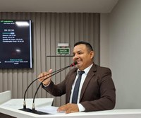 Vereador Naldo Lima solicita construção de nova creche de tempo integral em Parintins