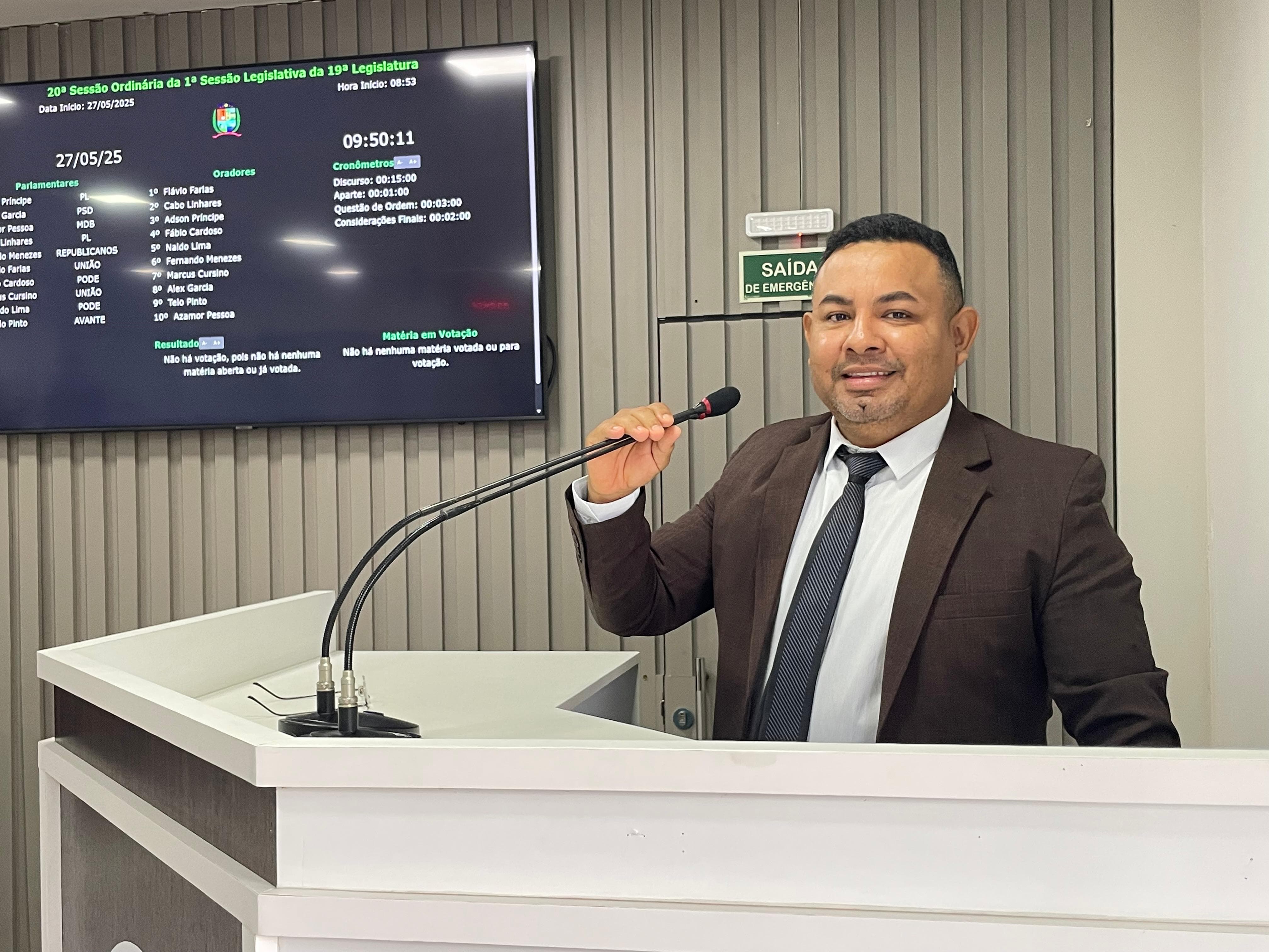 Vereador Naldo Lima solicita contratação de profissionais da saúde e implantação do SISREG, na UBS do Macurany