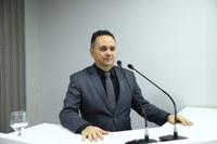 Vereador propõe criação de Comissão Parlamentar para acompanhar concurso da Prefeitura de Parintins