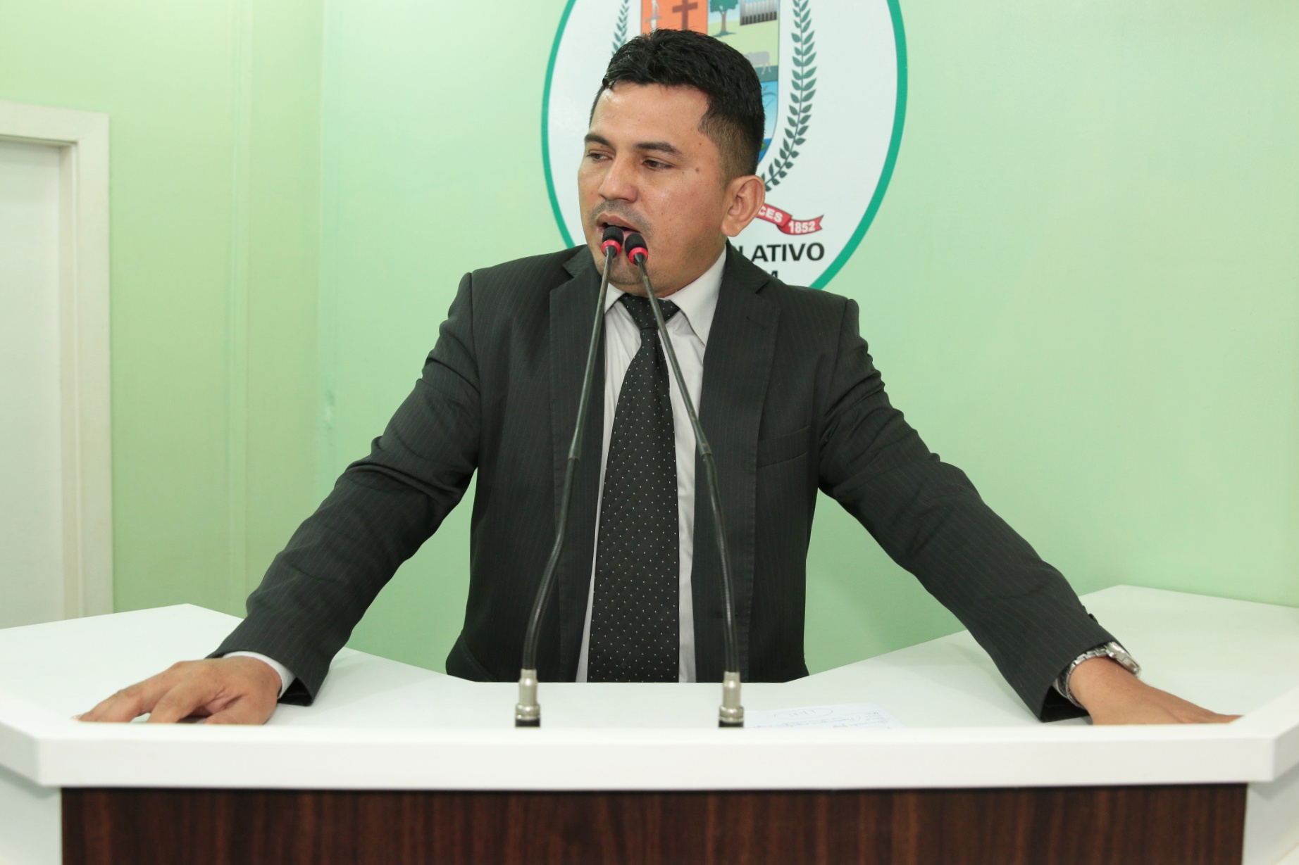 Vereador Renei cobra Sepror em nome dos produtores do Mocambo