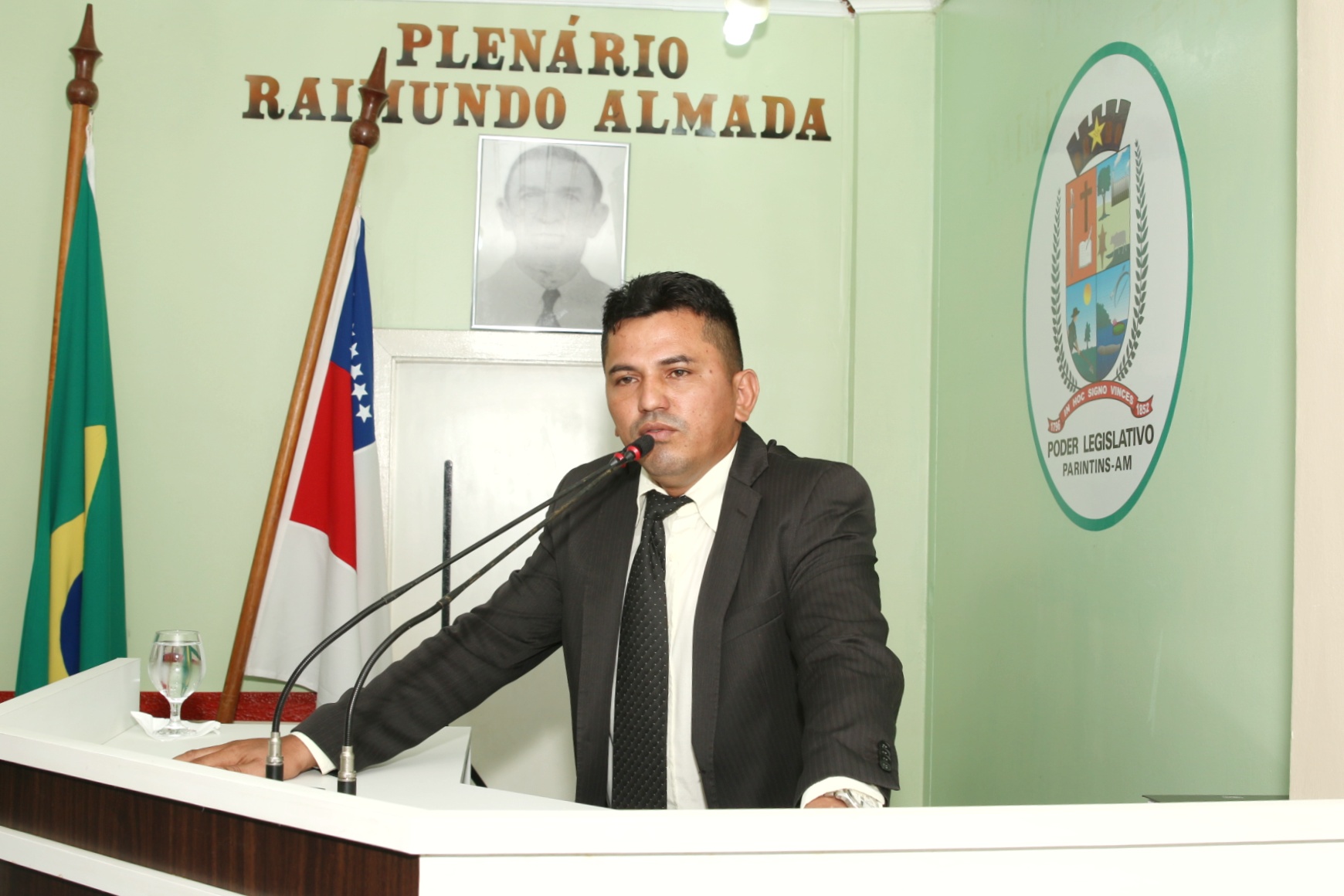 Vereador Renei presta contas de viagem ao Mocambo e pede explicações à Amazonas Energia