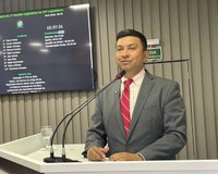 Vereador Telo Pinto propõe criação de programa Jovem Ativo e homenageia servidor da Funai