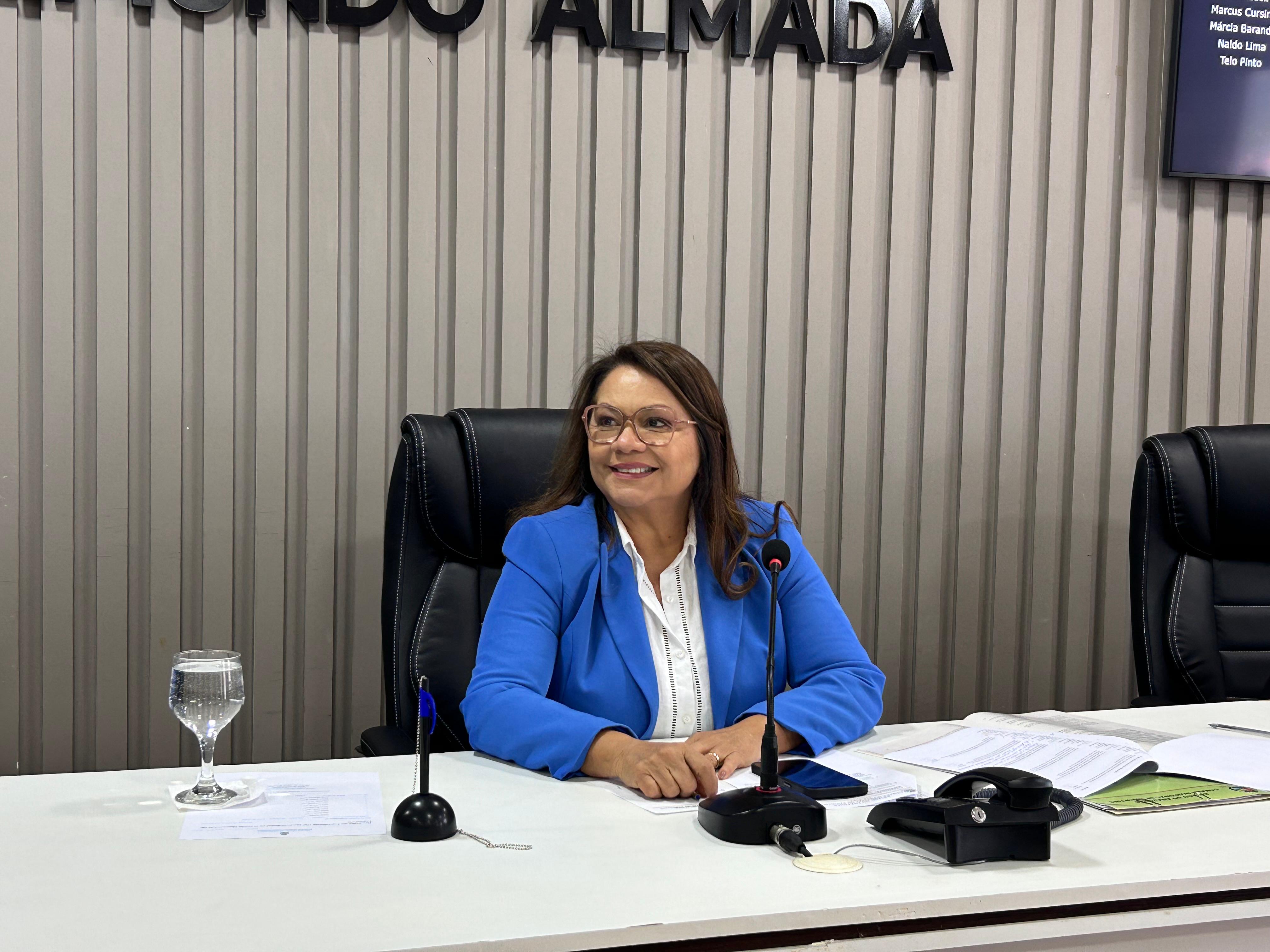 Vereadora Márcia Baranda apresenta Projeto de Lei para proteger espaços e bens públicos em Parintins