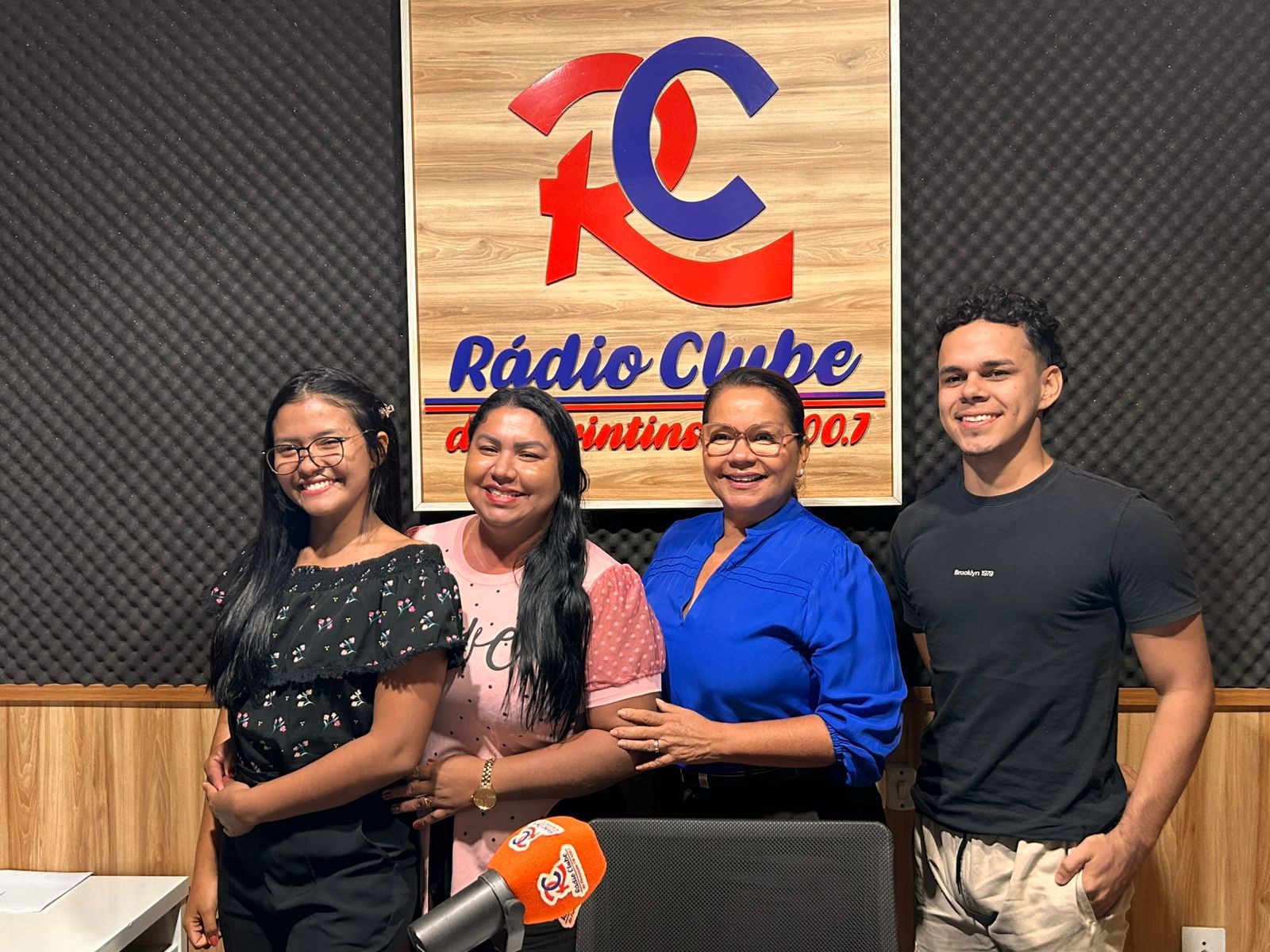 Vereadora Márcia Baranda destaca conquistas e agradece à população na Rádio Câmara
