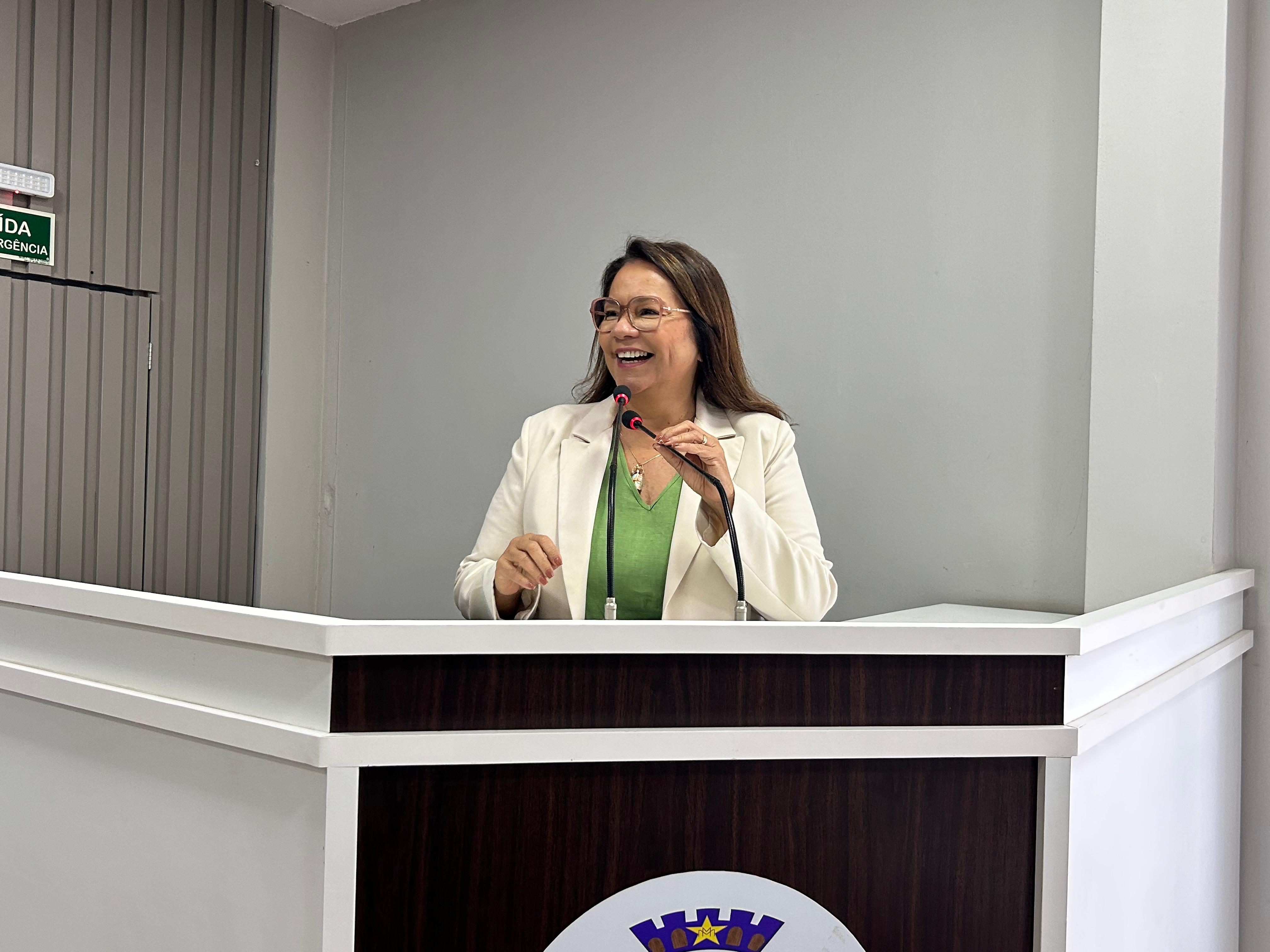Vereadora Márcia Baranda propõe Projeto de Lei “Parintins, Memórias e Histórias dos Bairros” para valorizar cultura local