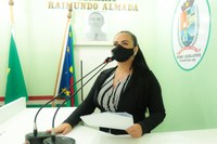 Vereadora Vanessa cobra construção de nova escola para Comunidade Divino Espirito Santo 