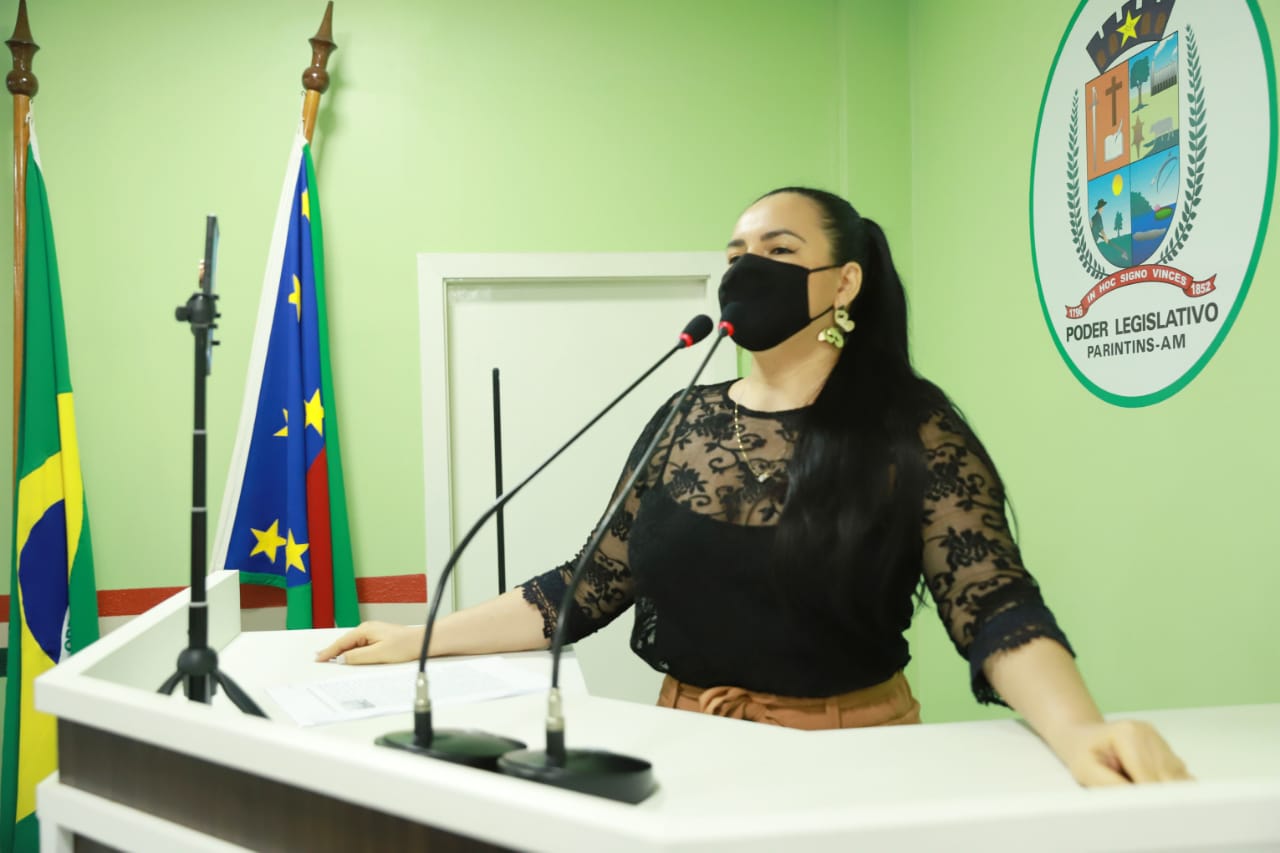Pós-pandemia: Vereadora Vanessa Gonçalves defende atuação de psicólogos nas escolas de Parintins