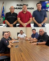 Vereadores das Comissões de Ética e Decoro Parlamentar e da CCJDH da Câmara de Parintins analisam matérias legislativas