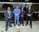 Vereadores de Parintins se unem e levam ao Ministério Público denúncia sobre preços abusivos e combustível adulterado