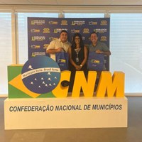 Vereadores de Parintins visitam e buscam parceria na Confederação Nacional de Municípios