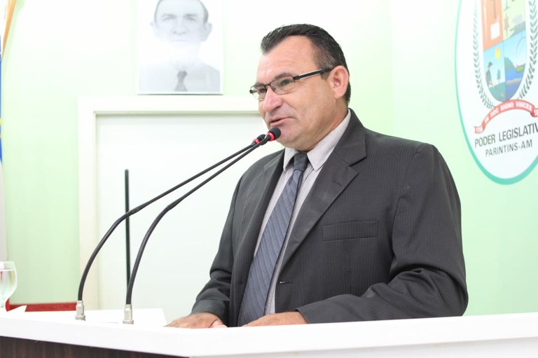 Vereador Afonso esclarece situação da viatura que serve ao Distrito de Caburi