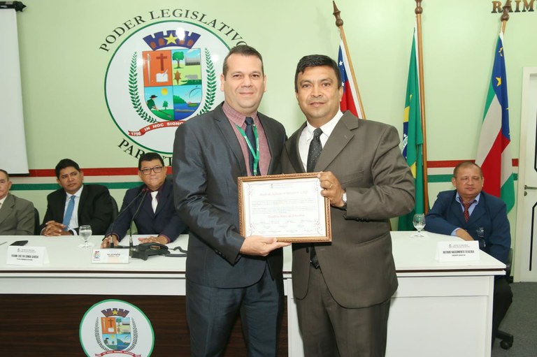 Legislativo Parintinense homenageia Banco da Amazônia pelo 70º ano em Parintins