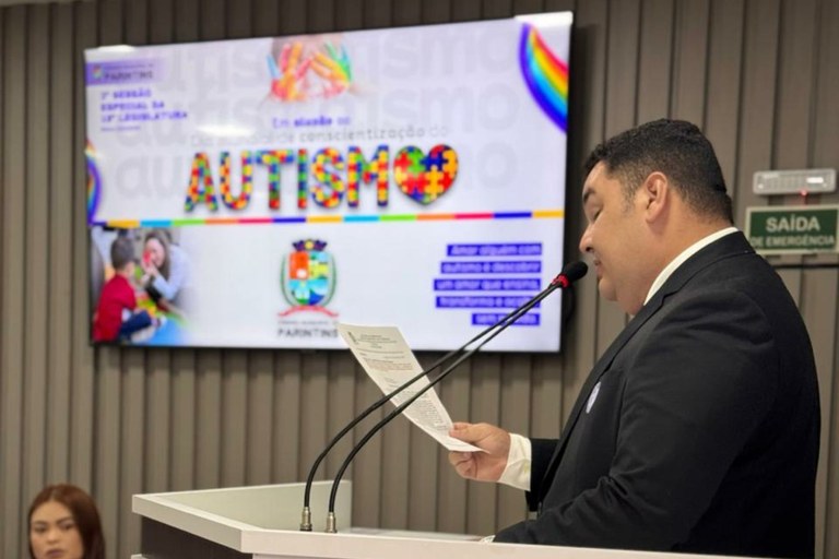 Vereador Alex Garcia solicita parceria entre secretarias municipais e UFAM para promover oficinas de arte e arteterapia voltadas a crianças com TEA