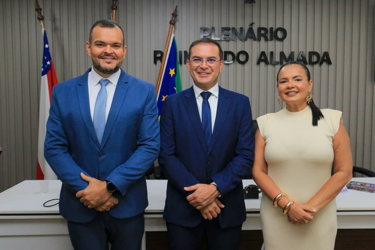 Vereador Azamor Pessoa participa da abertura do ano legislativo e reforça união entre os Poderes Legislativo e Executivo em Parintins