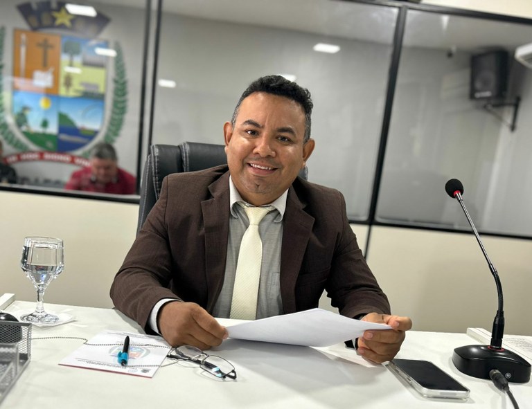 Vereador Naldo Lima indica ao Poder Público proposta de incentivo a Lei do Primeiro Emprego