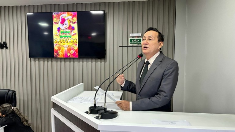 Infraestrutura, fiscalização e saúde mental pautam discurso de Babá Tupinambá