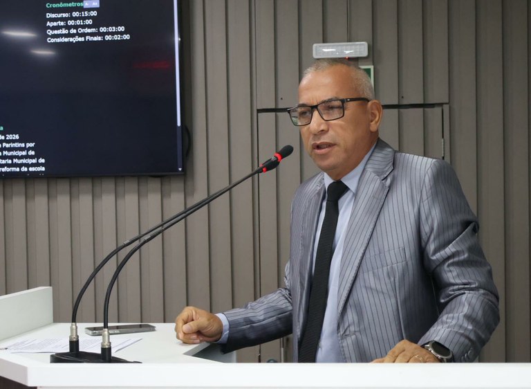 Vereador Fernando Menezes solicita melhorias para comunidades da zona rural de Parintins